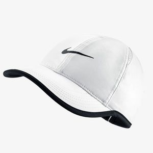 Nike Featherlight Adjustable Hat